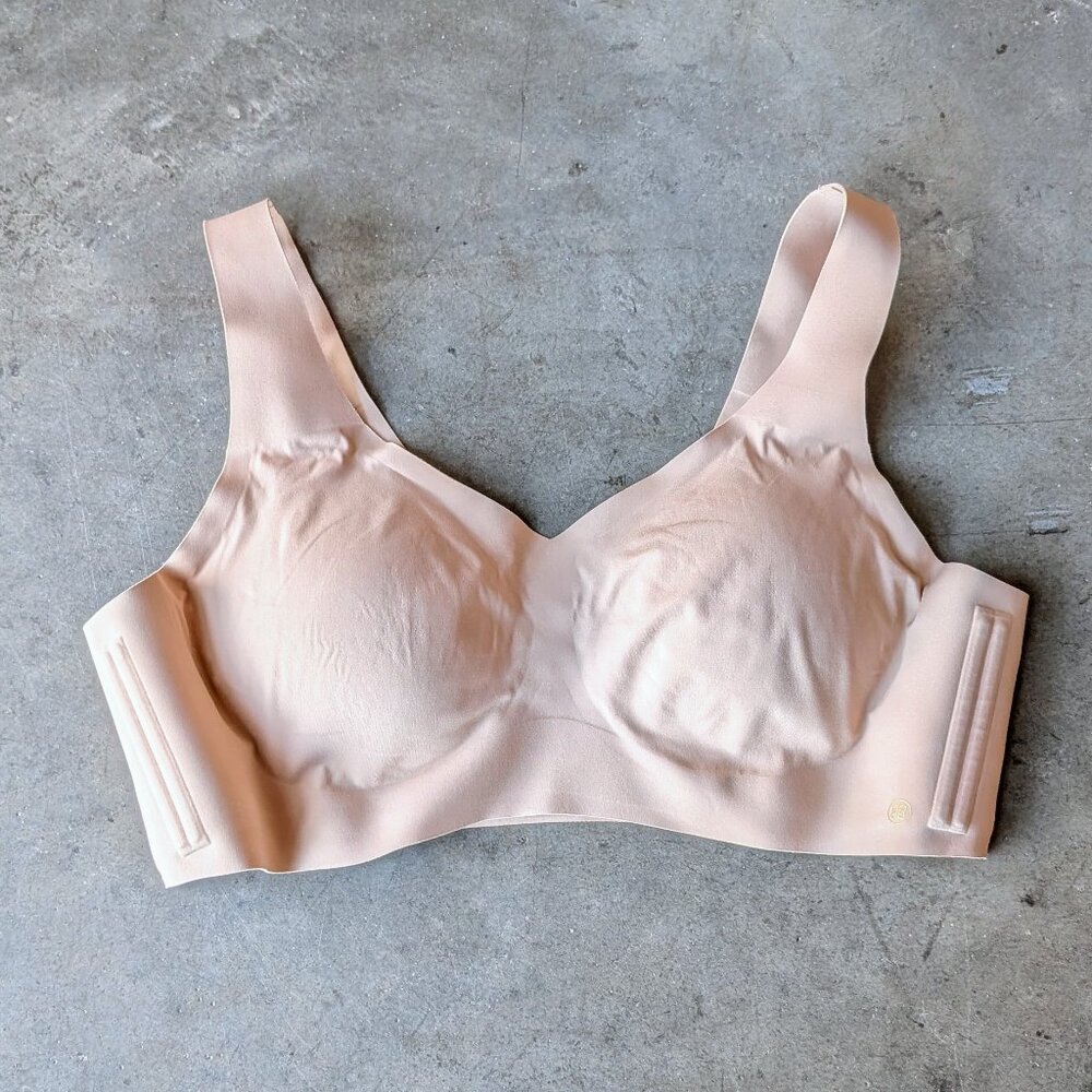 Honeylove V-Neck Wireless Bra in Sand size 2X